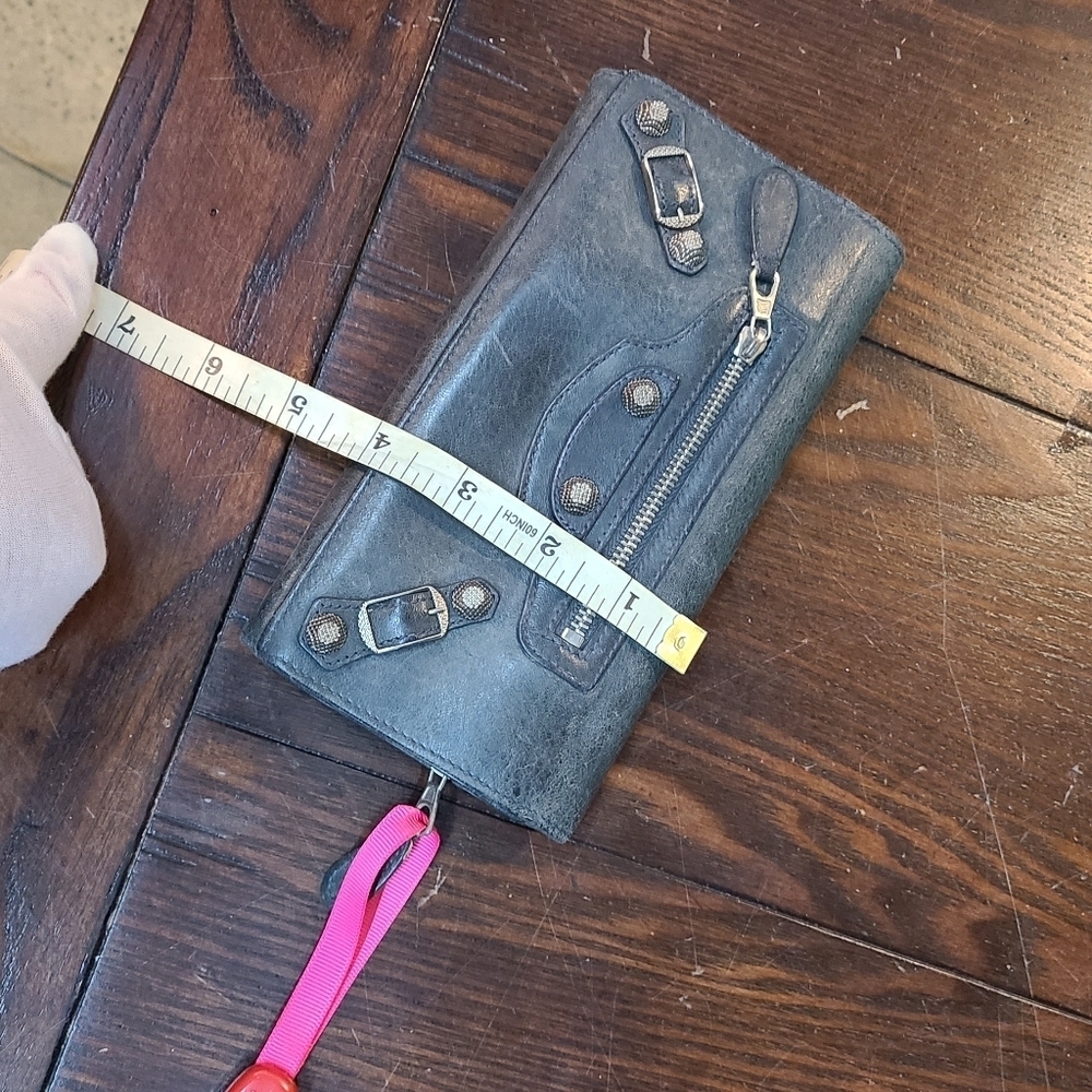Balenciaga Lambskin Wallet - Picture 5 of 15